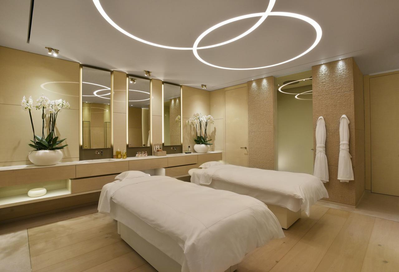 Hotel La Residence De La Pinede Сен Тропе Екстериор снимка